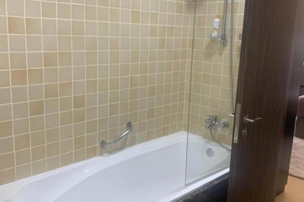 Beautiful Apartment With Amazing Sea Views Dubai Eksteriør billede